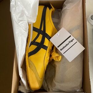 Onitsuka Tiger by Asics Mexico 66 Yellow and Black Shoes NWT
